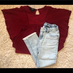 👠 Amy Byer top & Cropped Jeans ~ Size 7-8, 8
